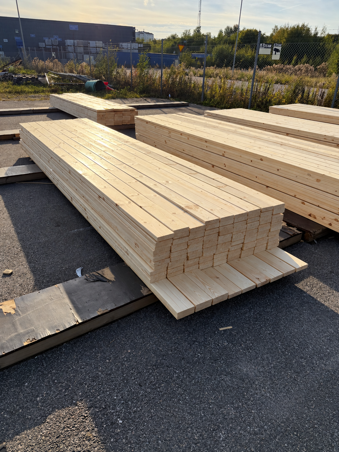 Paket Obehandlad Rillad Furu Trall 28×120 mm (4,20–4,50 m) 117 st